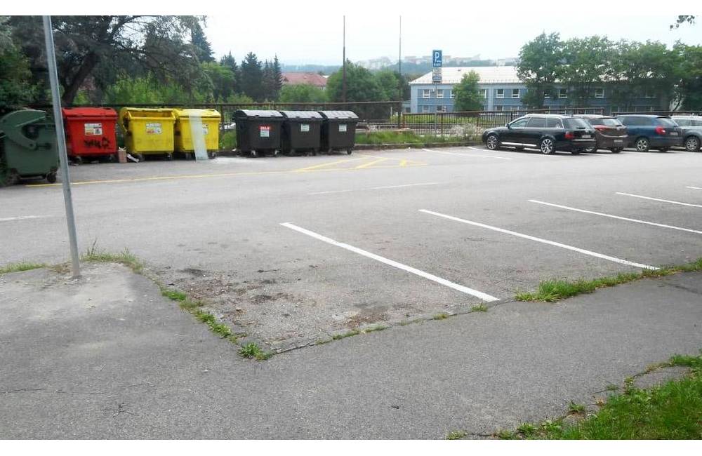 Žilina obnoví ďalšie parkovacie čiary na sídliskách. Trvácnosť na niekoľko rokov je skôr výnimkou