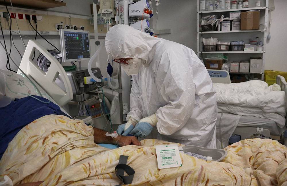 Pre nárast covid pacientov pripravuje žilinská nemocnica nové lôžka a presúva ľudí do iných nemocníc