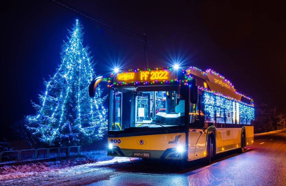 Vianočný trolejbus bude v Žiline premávať už len pár dní, podporiť ho môžete hlasom v medzinárodnej súťaži