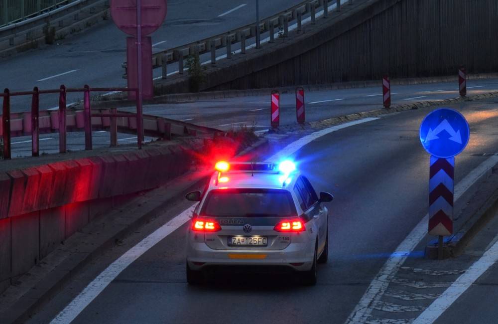Operačné stredisko polície v Žiline zaznamenalo počas Silvestra a Nového roka viac než 450 telefonátov