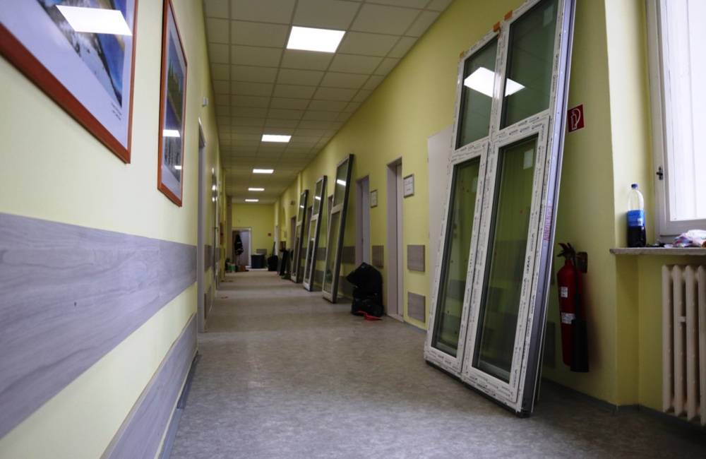 Na očnom oddelení žilinskej nemocnice prebieha výmena okien, ministerstvo investovalo do obnovy 91-tisíc eur