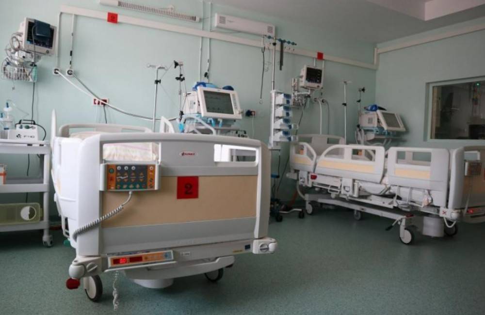Výpadok personálu pre covid  v žilinskej nemocnici stúpol na dvojnásobok, aktuálne nepracuje 85 zamestnancov