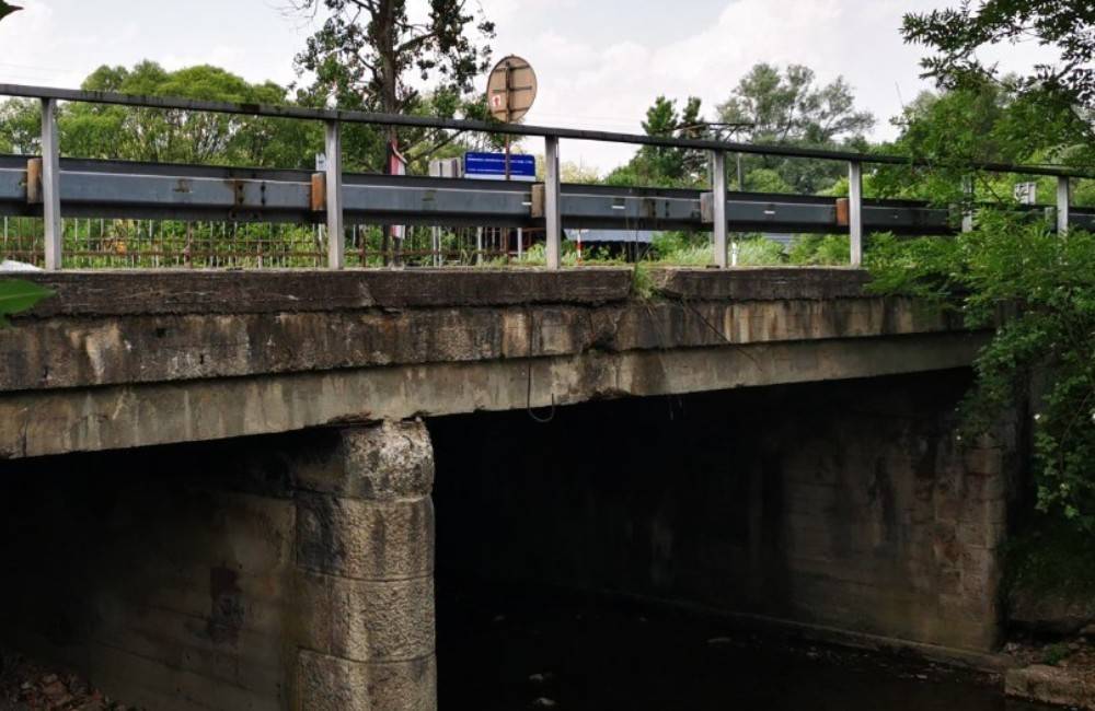 Foto: Radoľský most nezačnú rekonštruovať, Slovenská správa ciest vyhlásila nové verejné obstarávanie