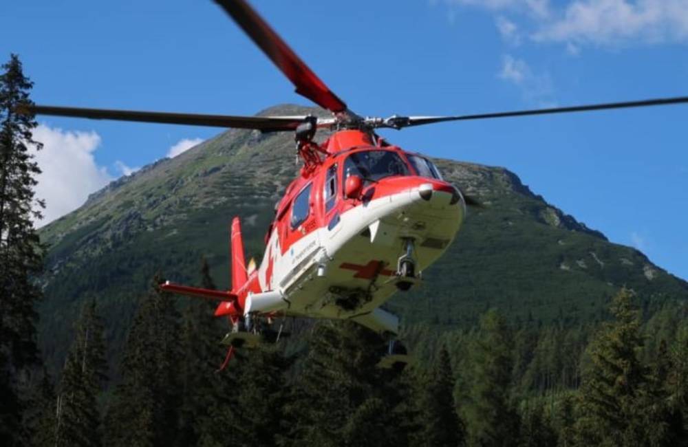 Foto: Horskí záchranári vykonali tri záchranné akcie vo Vysokých Tatrách, po zranených musel prísť vrtuľník 