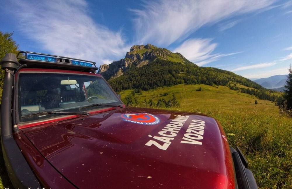 Slovenskú turistku pod Kubínskou hoľou poštípal hmyz, pomáhali jej horskí záchranári