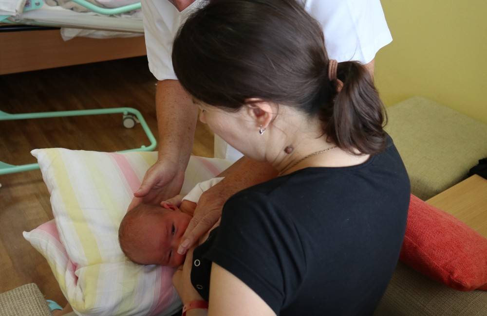Brožúra na podporu dojčenia, ktorú zhotovila nemocnica v Žiline, pomôže pri orientácii v záplave informácií