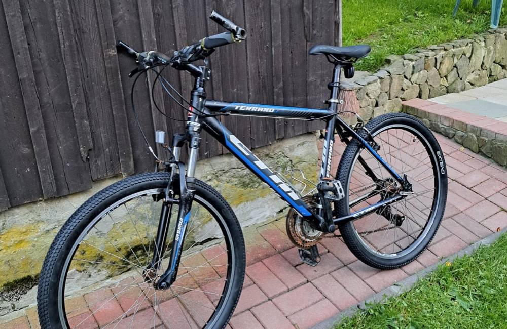 V obci Korňa v okrese Čadca ukradli dva bicykle z dvora rodinného domu, majiteľ ponúka za nájdenie odmenu