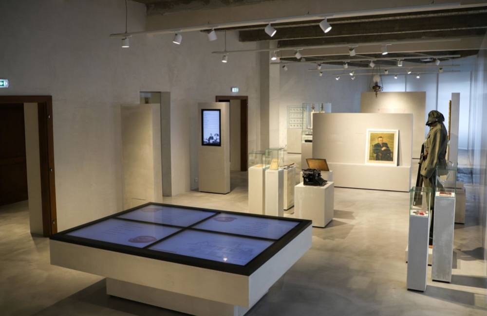 V novej smart expozícii Kysuckého múzea si návštevník môže vyhľadať svojich predkov či legionárov