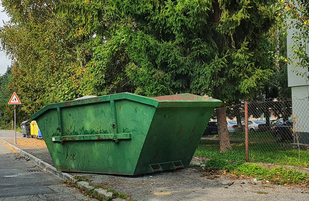 Foto: Od 4. októbra budú kontajnery na objemný odpad umiestnené v častiach Vlčince, Celulózka a Mojšova Lúčka