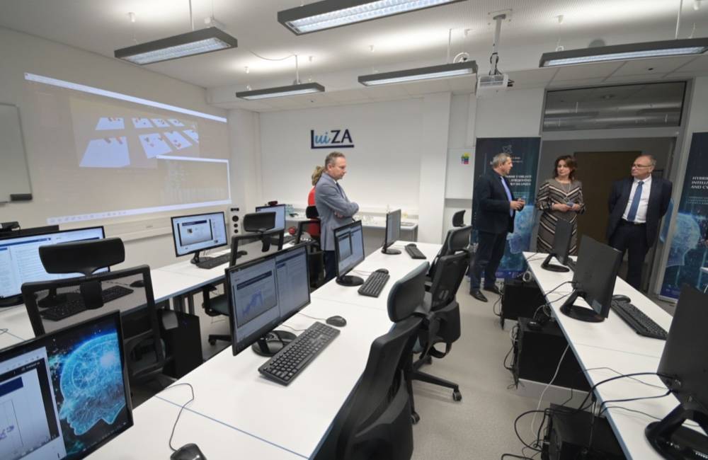 Laboratórium umelej inteligencie na UNIZA poskytne technické zázemie študentom i výskumným pracovníkom
