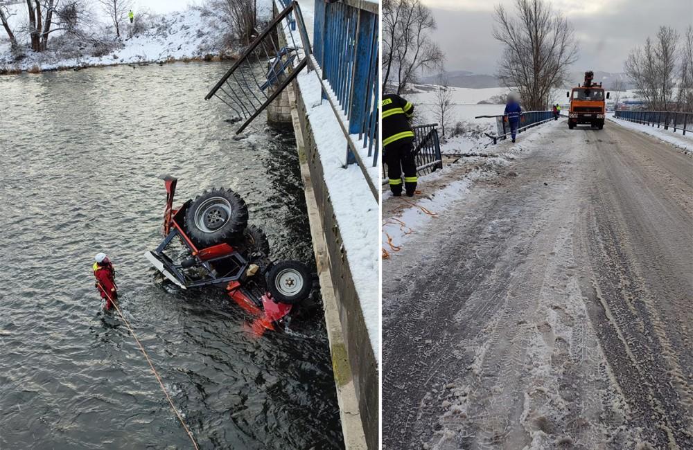Foto: Traktor na Liptove po nehode prerazil zábradlie a spadol do Váhu, jeho vodič skončil v nemocnici
