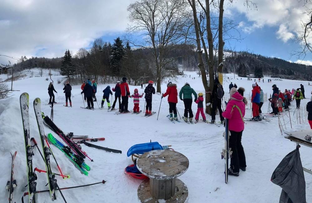 Foto: FOTO: Počas víkendov je vo Varíne otvorené lyžiarske stredisko, ktoré vyhľadávajú najmä rodiny s deťmi