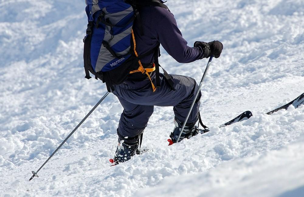 Mladý skialpinista narazil v Žiarskej doline do stromu, pri terénnej kontrole ho našiel horský záchranár