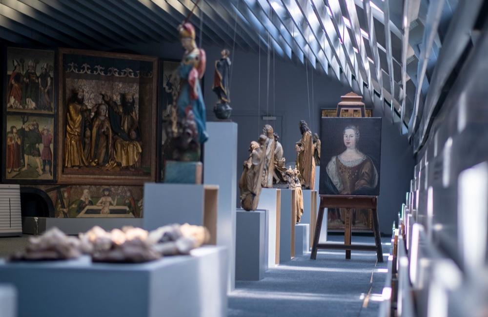 V Liptovskom múzeu zreštaurovali obraz z 18. storočia. Proces odhalil prekvapivé zistenia