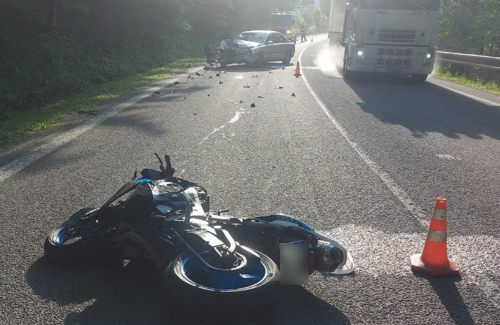 V obci Ďurčiná zomrel po nehode na skútri 25-ročný muž, pri Kolároviciach havarovala 32-ročná motocyklistka