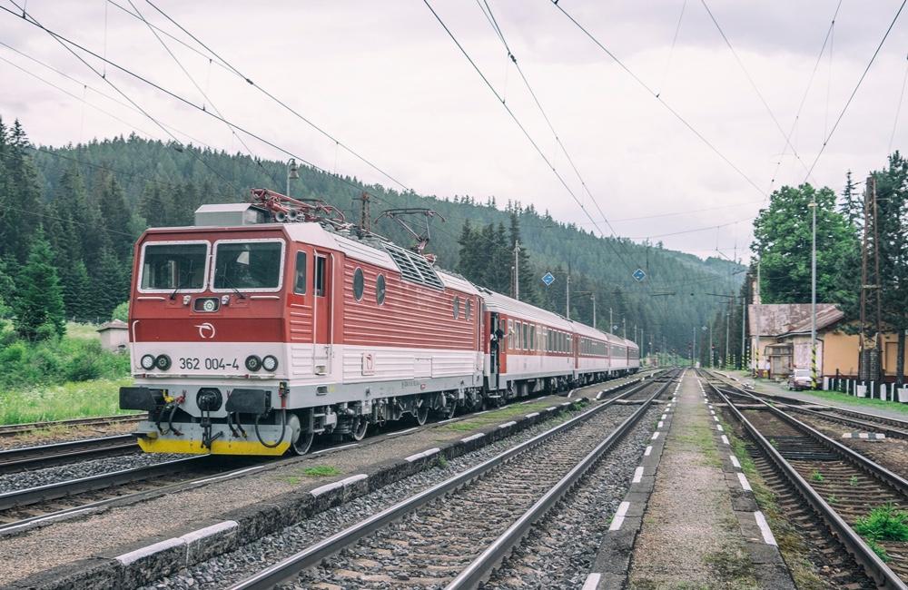 Na železničnej trati v úseku Žilina - Vrútky bude prebiehať rekonštrukcia, pripravte sa na obmedzenia