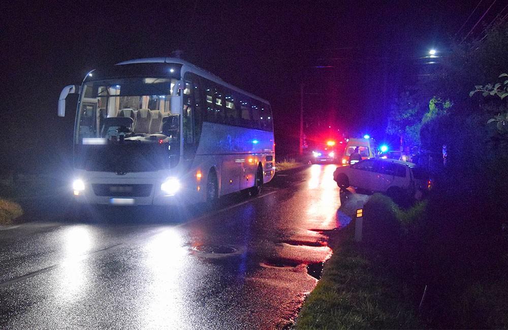 Pri Bytči nabúrala 32-ročná vodička do autobusu, po nehode nafúkala 2 promile