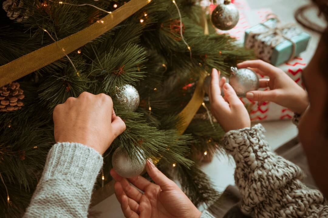 Redakcia Žilinak.sk vám praje šťastné a veselé Vianoce v kruhu najbližších