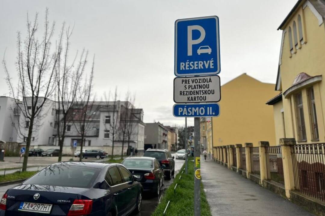 Žilinčania mali dostať pokuty napriek platnej parkovacej karte. Mesto odporúča podať odpor