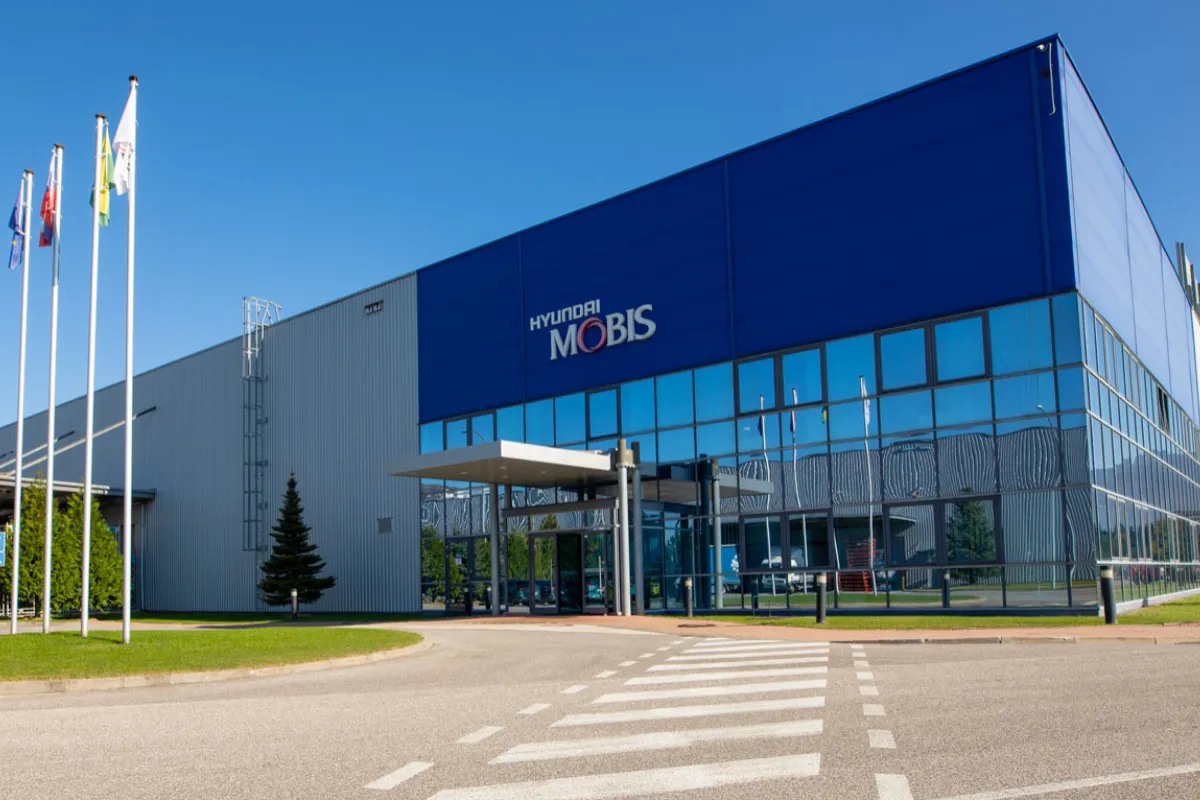 Napätie v žilinskom Mobise rastie. Rokovania o mzdách zatiaľ bez dohody, hrozí aj štrajk