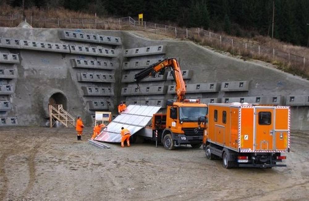 Foto: Dnes odštartovala výstavba tunela Višňové