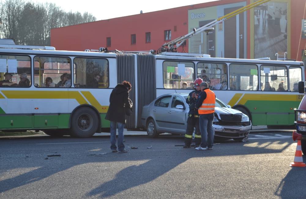 Foto: Dopravná nehoda na Košickej v nedeľu 9.marca 2014