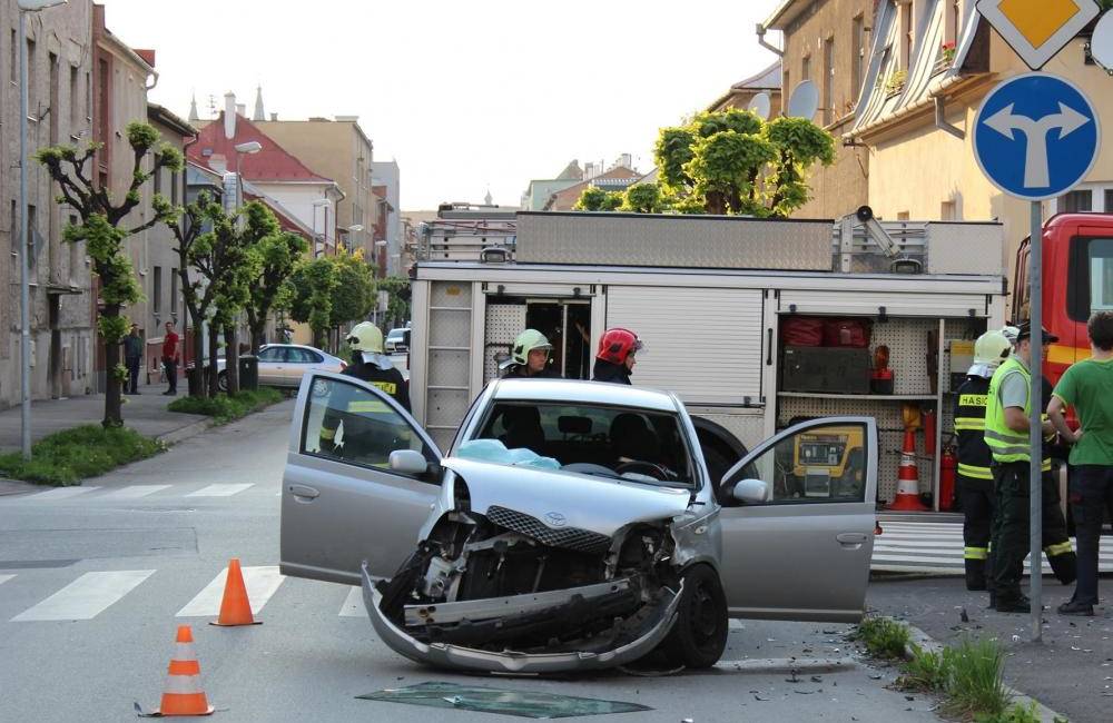 Foto: Dopravná nehoda na ulici Moyzesova - 1.mája 2014