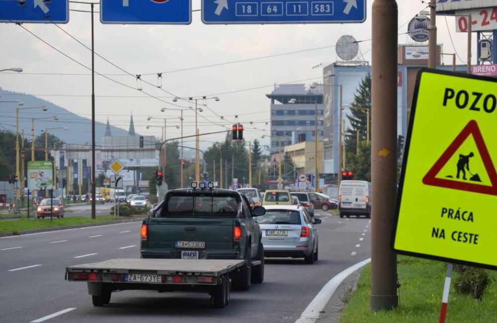 Foto: Dopravné obmedzenia na Košickej ulici pokračujú