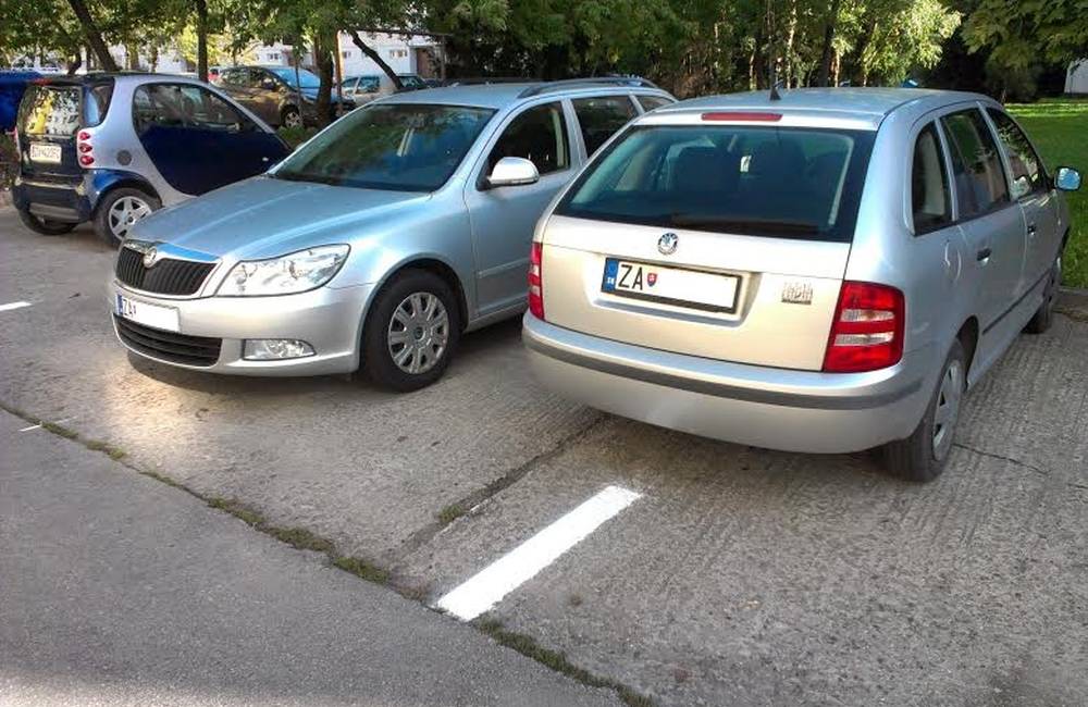 Foto: Mesto rozširuje parkovacie miesta, vodiči však parkujú nezodpovedne