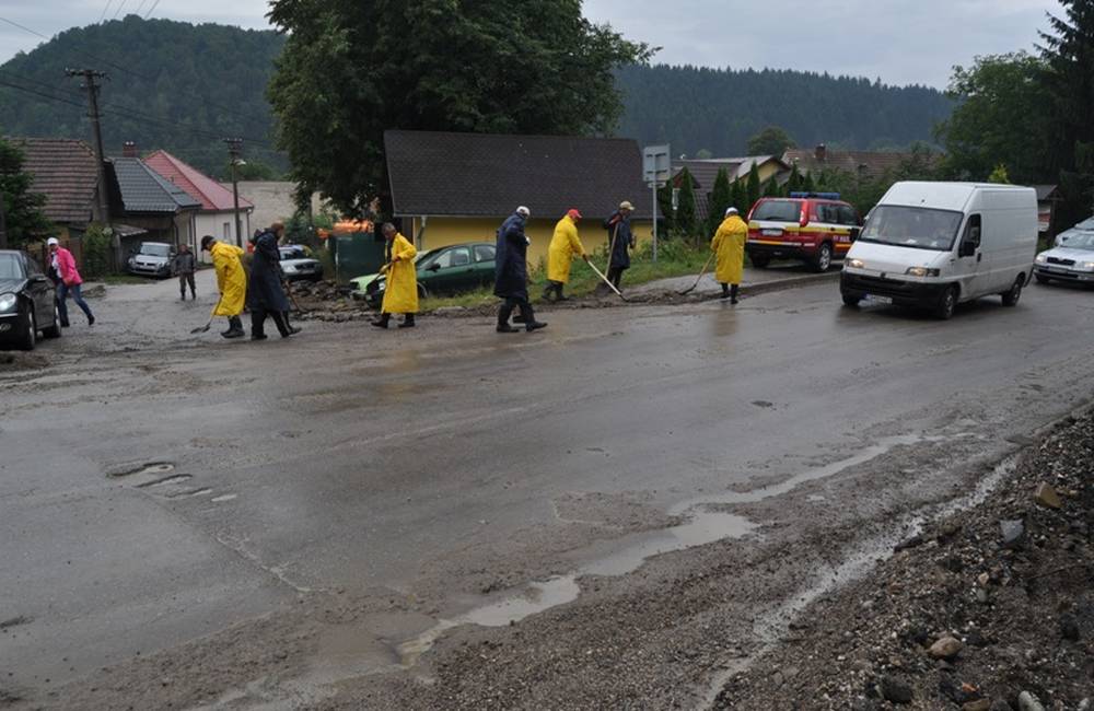 Foto: Mesto Žilina naplno pracuje na odstraňovaní škôd po pondelkovej búrke