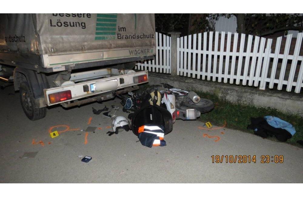 Foto: Motocyklista utrpel ťažké zranenia pri nehode v obci Poluvsie