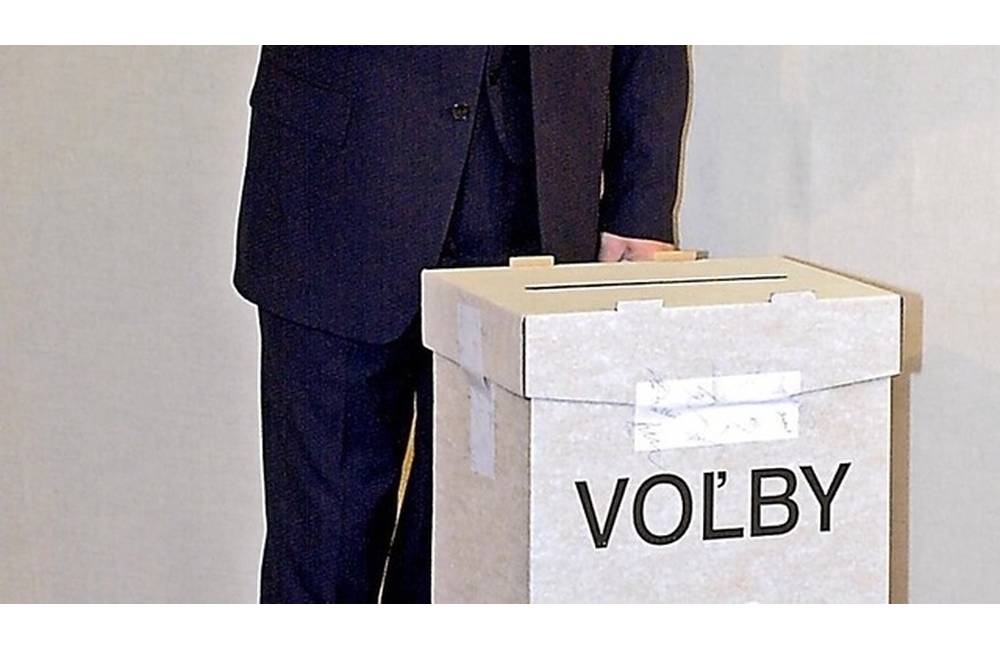 Foto: Možnosť vybaviť si voličský preukaz pre prezidentské voľby 2014