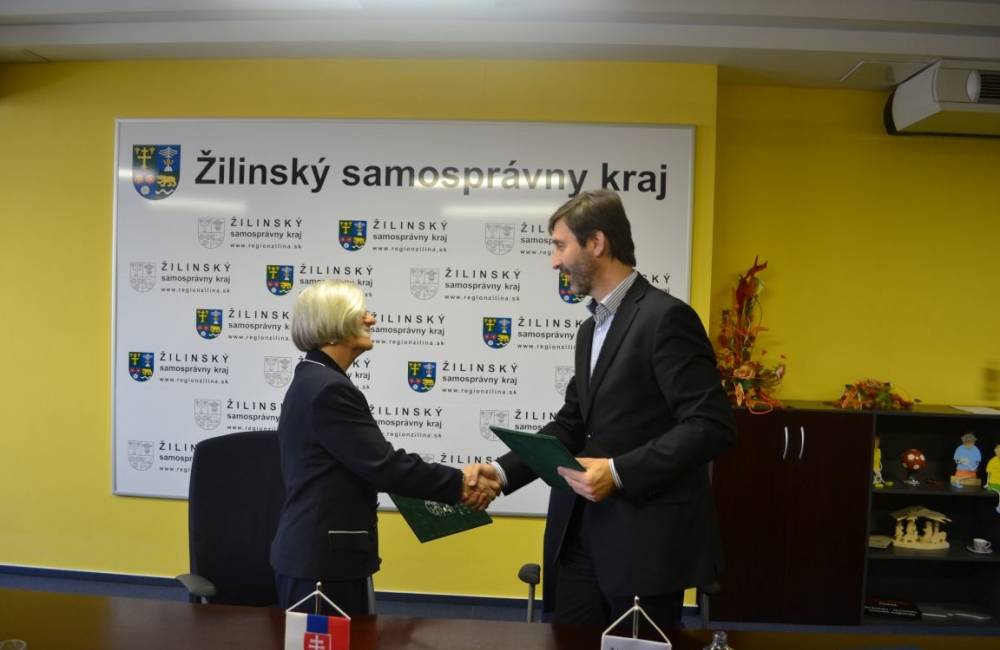 Foto: Na ŽSK podpísané Memorandum o spolupráci pri podpore žien podnikateliek a začínajúcich podnikateliek