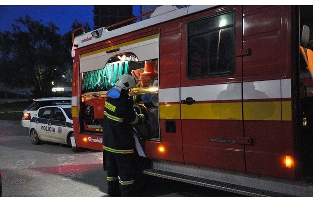 Foto: Požiar na Ústeckej ulici na Vlčincoch - škoda je viac ako 15.000 eur