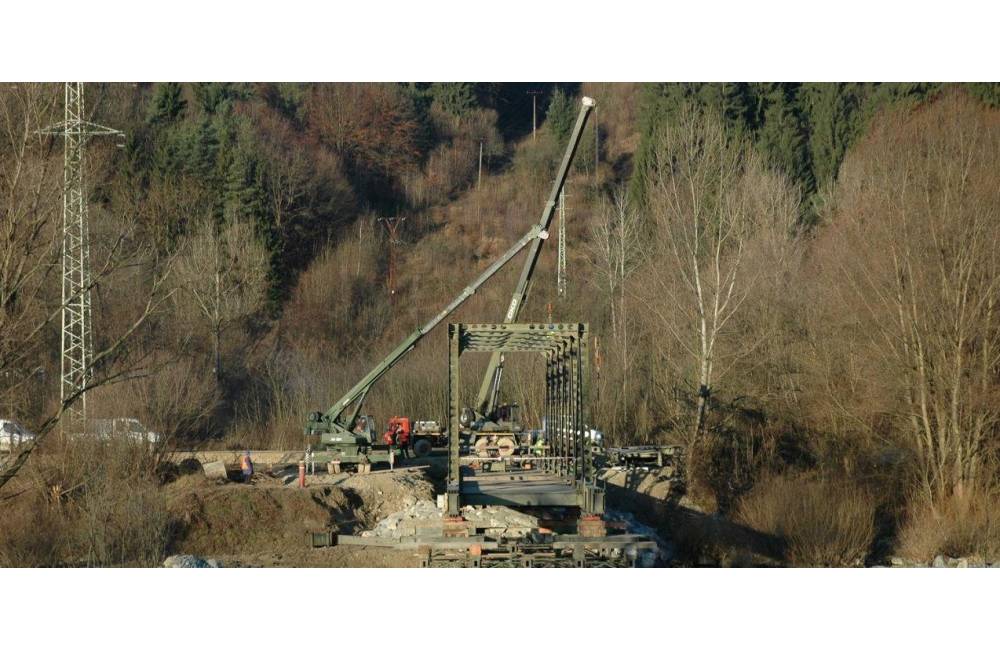 Zakladanie mostných objektov na úseku D3 Žilina(Strážov) - Žilina(Brodno)