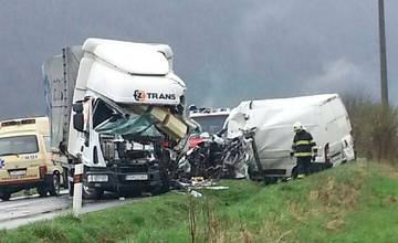 Aktuálne! Vážna dopravná nehoda pred Belou