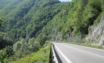 V sobotu budú pod Strečnom odstraňovať polámané stromy, doprava bude obmezdená