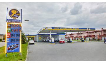 Poznáme pumpu v Tepličke, ktorá má podľa colníkov predávať falošnú naftu