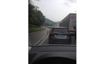 Na ceste I/18 medzi Žilinou a Martinom opäť nehoda a zdržanie