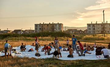 Žilina: Deti v osade Sečovce snívali s umelcami o lepšom domove