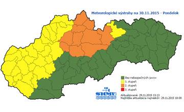 Poľadovica nás čaká aj počas nasledujúcej noci a v pondelok ráno