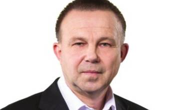 Novozvolený poslanec Milan Laurenčík sa k dnešnému dňu vzdal pozície starostu Terchovej