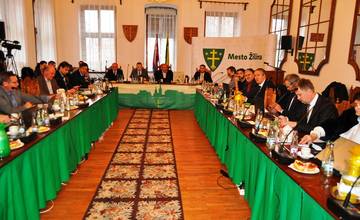 Mestské zastupiteľstvo neodsúhlasilo navýšenie platov poslancov