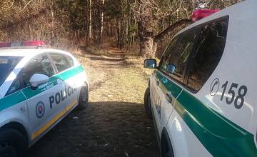Pod Malým Kriváňom našli turisti nehybné telo