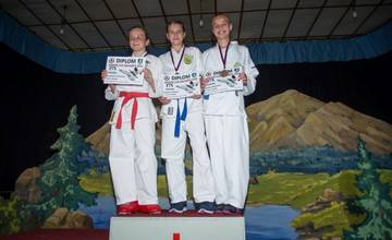 Úspešné mladé talenty žilinského karate z AC Uniza Žilina