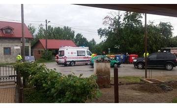 Vo Varíne došlo k nehode dvoch áut, cesta je neprejazdná