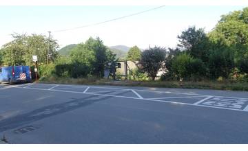 V Budatíne presunuli zastávky MHD mimo križovatiek, niektorí obyvatelia to považujú za nebezpečné