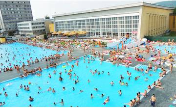 Letné bazény Mestskej krytej plavárne sú otvorené už od zajtrajšieho dňa - 15. júna 2017