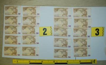 Polícia zadržala dvoch Poliakov, ktorí dávali do obehu falošné bankovky