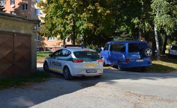 V Žiline našli na balkóne bytu mŕtveho policajta, susedia počuli výstrel zo zbrane
